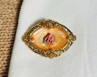 Brooch Vintage Brooches Brooch  Goldtone Jewelry Flower Pin Brooch Floral Statement Piece Antique Porcelain Birthday Gift for Her Coat Clasp