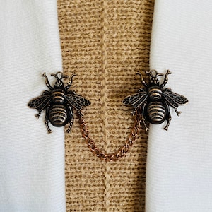 Sweater Clips Bumble Bee Brushed Copper Sweater Clip Chains Honey Bee Collar Pins Collar Chain Dress Clip Birthday Gift for Her by Fabulici