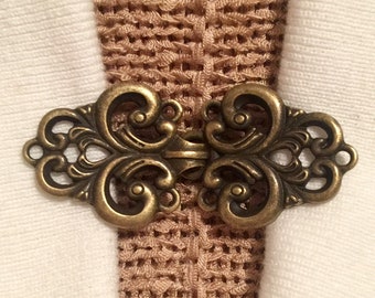 Sweater Clips Gold Celtic Cardigan Clasp Sweater Clip Cosplay Clips Cloak Clasps Gift Gifts for Herby Fabulici