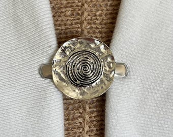 Sweater Clips Swirl Sweater Clip Geometric Cardigan Clasp Shawl Fastener Silver Cloak Clasp Jewelry Gift Birthday Gift for Her by Fabulici