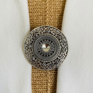 Sweater Clips Silver Celtic Cardigan Clasp Sweater Clip Kimono Clips Jewelry Gift Birthday Gift for Her by Fabulici
