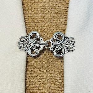 Sweater Clips Silver Celtic Cardigan Clasp Sweater Clip Cosplay Clips Cloak Clasps Dress Clip Cardigan Clip Birthday Gift for Her Fabulici
