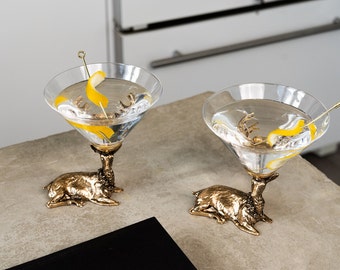 Presentes para ela com tema de cabana, presente de caça para ela, taças de martini com veado dourado para ela, presente para amante de martini para ela, taça de martini para ela, presentes para cozinha de cabana.