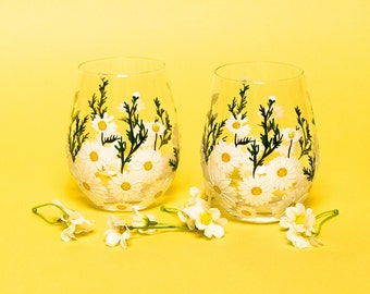 Hand Painted Drinking Glasses Set Unique Floral Drinking Glass Set For Summer Drinking Glasses Cute Painted Flower Drinkware For Home Gift