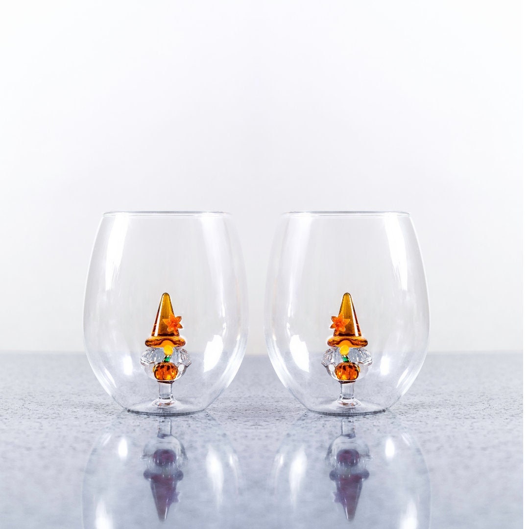 Figural Gnome Heart Stemless Wine Glass