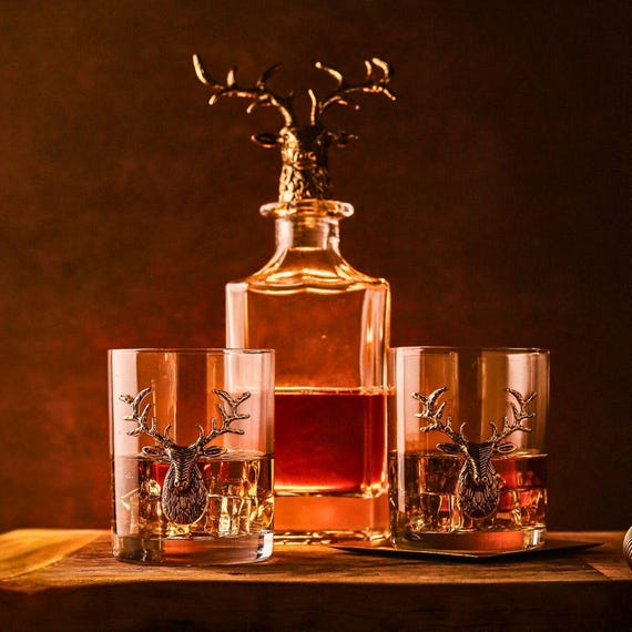 Whiskey Decanters Hunting Gifts for Men Hunter Gift For Men Unique Decanters Dad Decanter Gift For Hunter Gifts for Christmas Gift for Dad