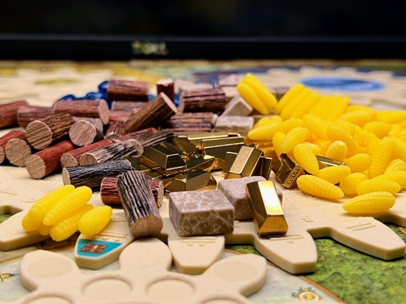 Tzolk'in Resources (stone, gold, corn, wood board game token upgrades)