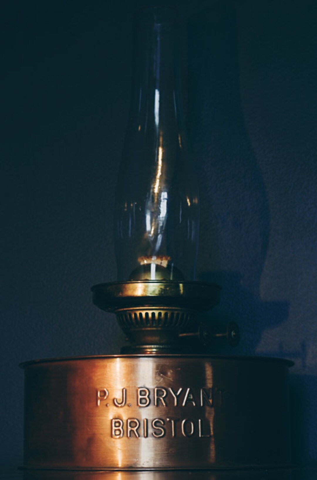 Vintage bryant sale lamp