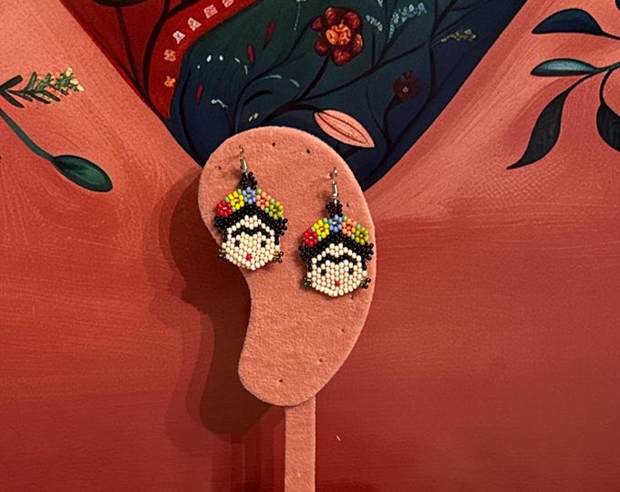 Frida face earrings