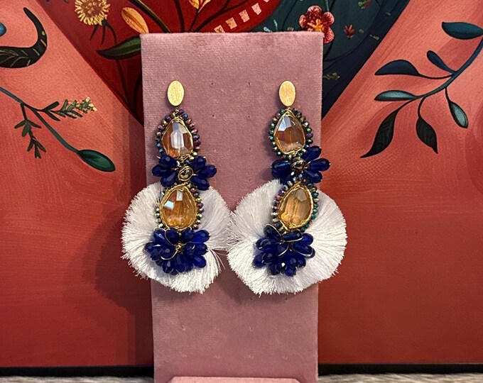 Wire-wrapped earrings with crystals