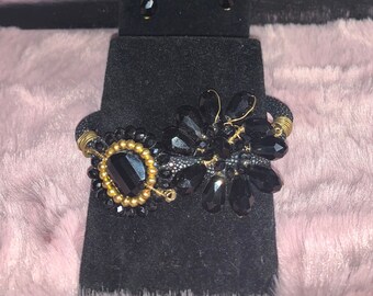 Bracelet and earrings set