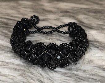 Braided crystal and chaquira bracelet