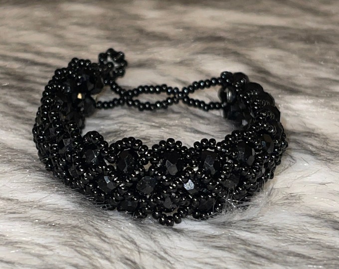 Braided crystal and chaquira bracelet