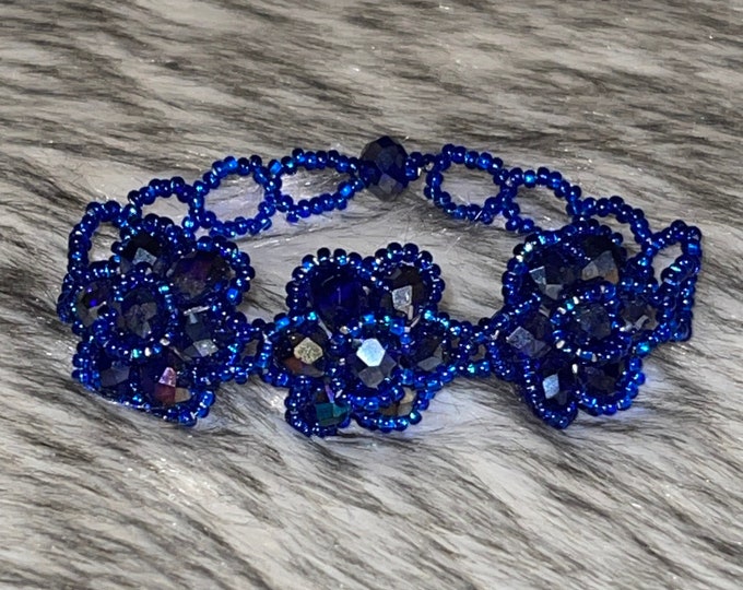 Crystal flower bracelet