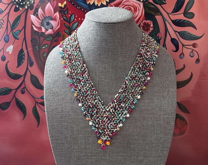 Victoria choker with bracelet and earrings