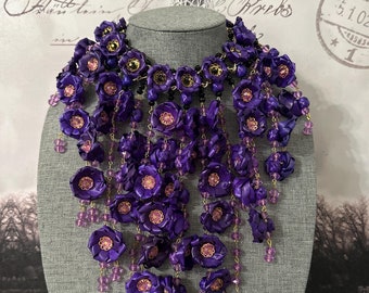 Palm flower necklace and earrings