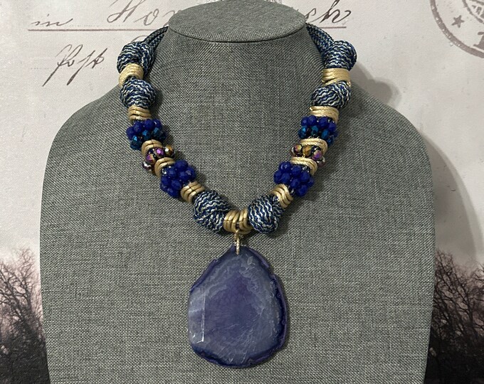 Natural agate necklace set with earrings and bracelets