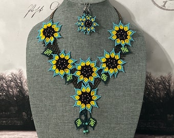 Alitzel necklace, earring and bracelet set