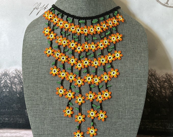 Flower waterfall necklace