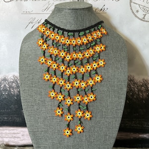 Bloem waterval ketting