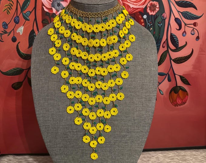 Bell flower necklace and earring set