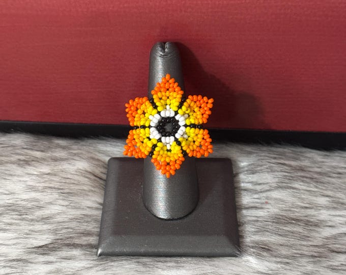 Poinsettia ring