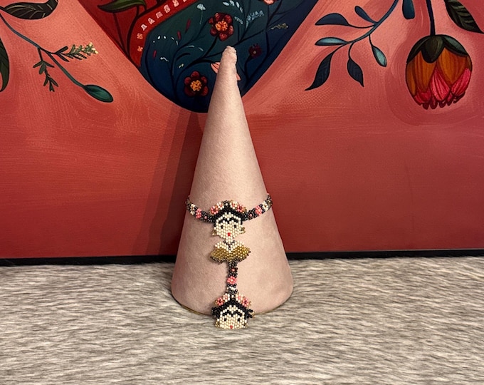 Frida bracelet with ring
