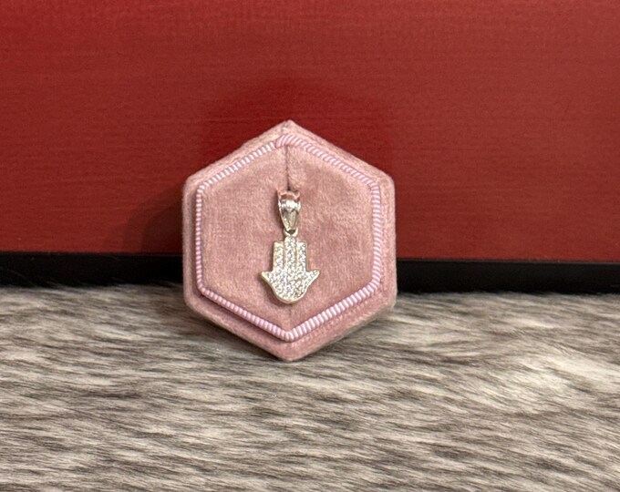 Small hand pendant with crystals in 925 silver