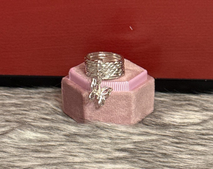 Weekly ring size 7.5