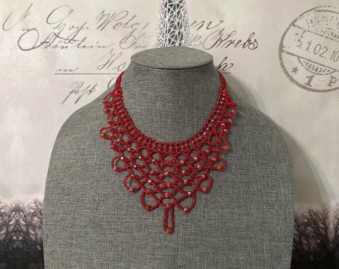 Crystal net necklace
