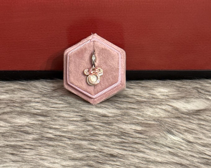 Pandora Minnie Mouse charm pendant