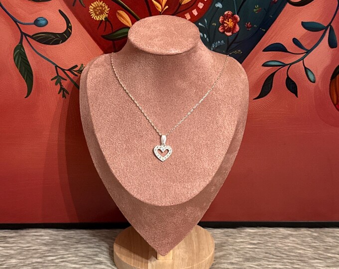 chain with heart pendant