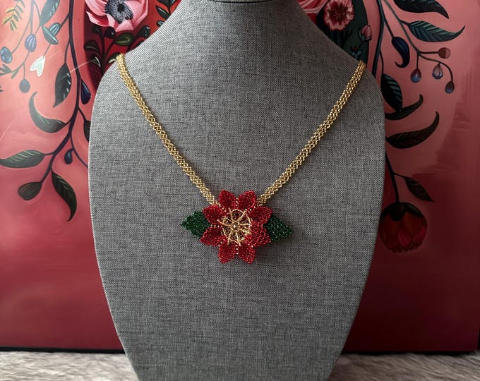 Christmas Eve necklace with earrings