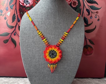 Moonflower necklace