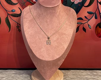 Cadena con colgante de 2 niños