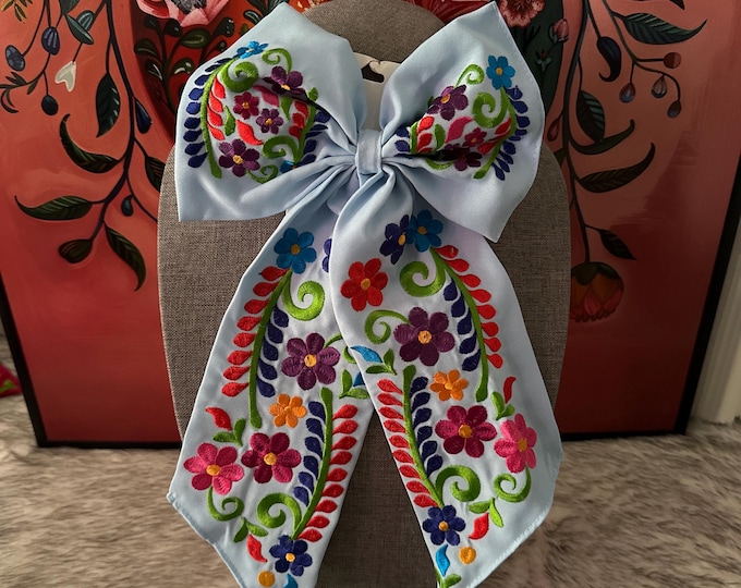 flirty Mexican-inspired bun