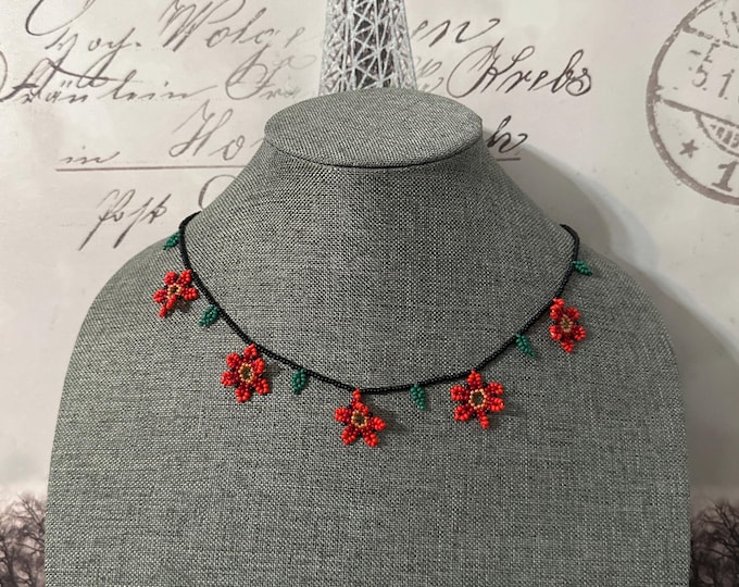 5 flower choker with earrings