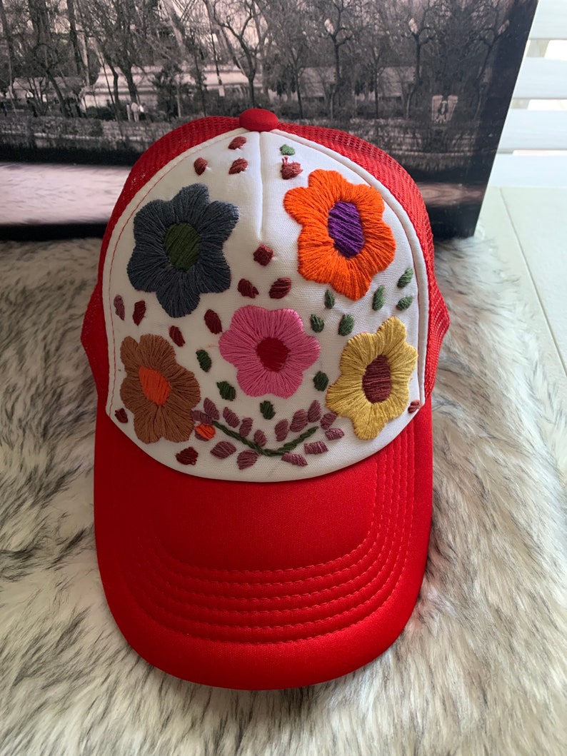 gorras bordadas mujer