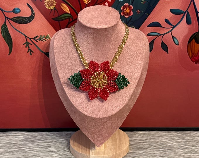 Christmas Eve necklace with earrings