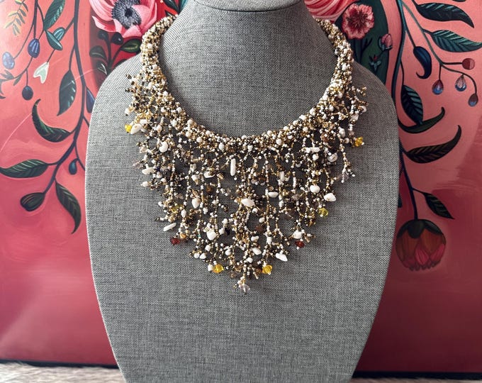 Set of necklace, earrings and bracelet roots of my land