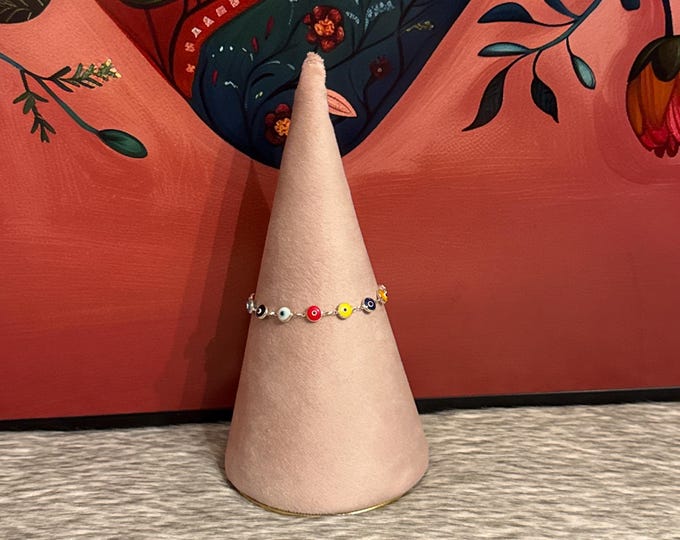 Multicolored eye bracelet