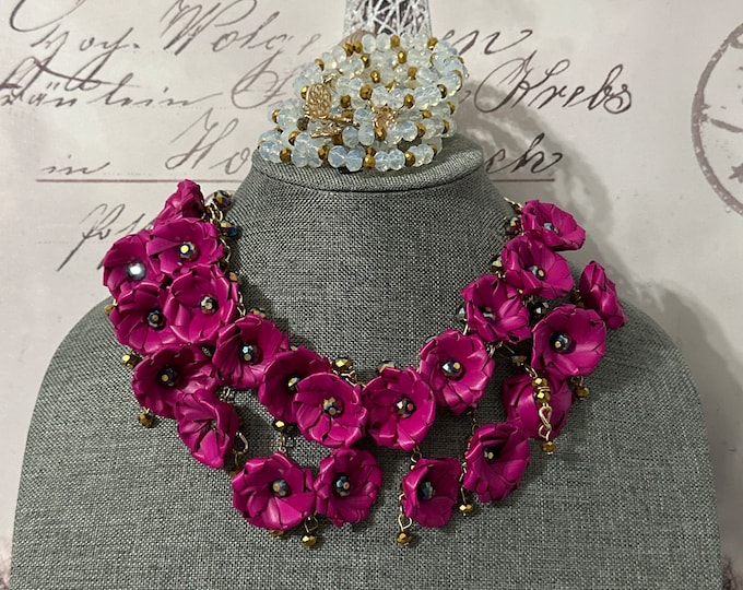 Short Palm Flower Necklace with Earrings and 7 Crystal Bracelets Set