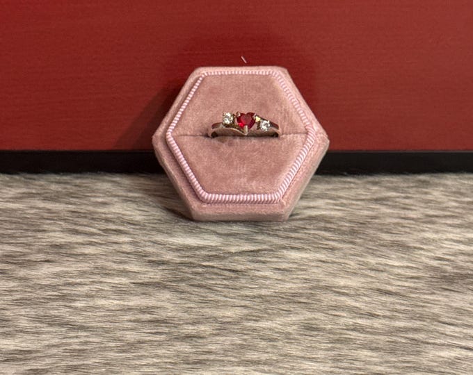 Heart ring, size 8.5