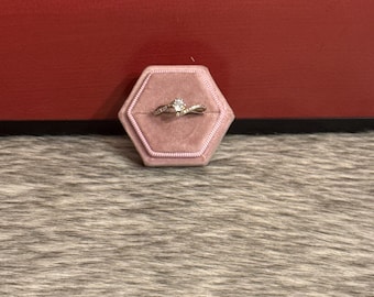 Solitaire ring size 10