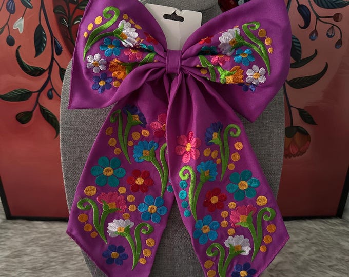 Flirty Mexican inspired bow