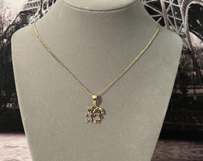 Chain with pendant for girl and boy