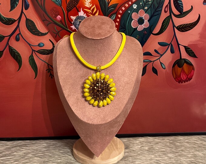 Sunflower necklace and earring set
