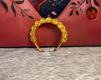 Handmade headband with palm flowers