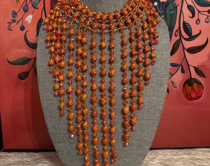 Maxi necklace with barrel waterfall and earrings
