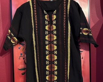 Mexican handmade shirt, size medium (M).